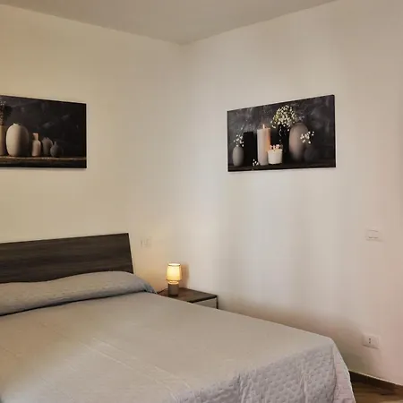 Elena House Apartamento *